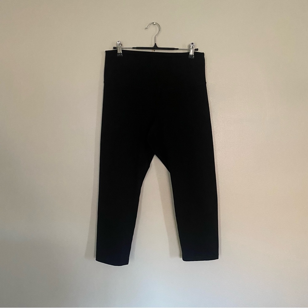 Old Navy Active Go-Dry Black Leggings